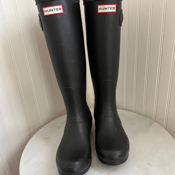 Hunter Original Tall Rain Boot (Size 6 Men/Size 7 Woman) - Picture 2 of 7